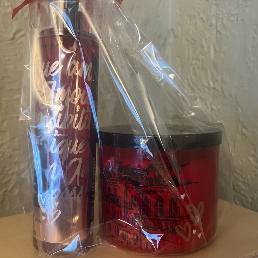 Emily in Paris Paris Amour Candle & Fragrance Set Bath and Body Works - Picture 2 of 5